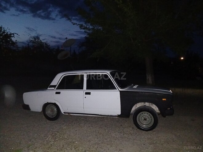 LADA (VAZ) 2107 1992, 84,000 km - 1.6 l - Mingəçevir