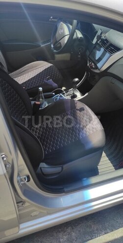 Hyundai Accent 2015, 145,000 km - 1.6 l - Bakı