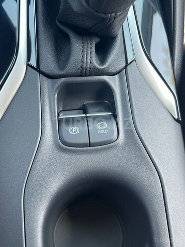 Toyota Corolla 2024, 8,700 km - 1.8 л - Bakı
