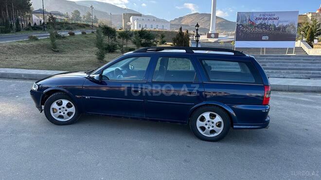 Opel Vectra 1999, 278,000 km - 1.6 l - Gədəbəy