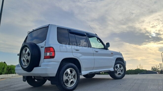 Mitsubishi Pajero io 1998, 280,000 km - 1.8 л - Bakı