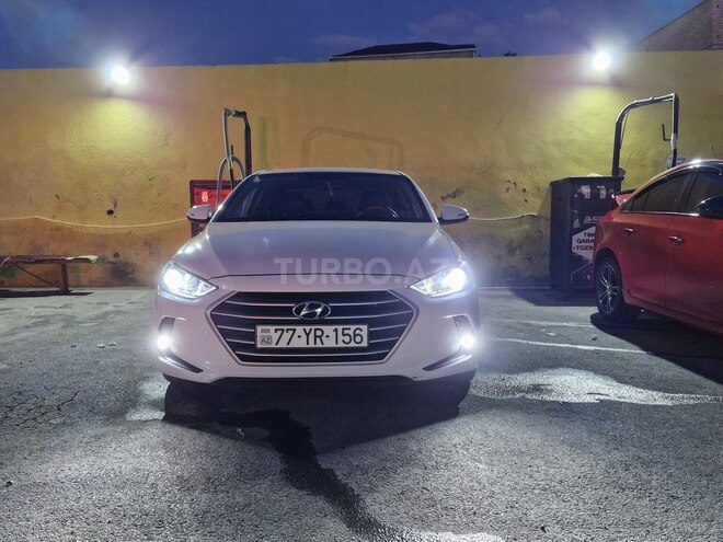 Hyundai Avante 2017, 197,000 km - 1.6 l - Bakı