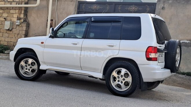 Mitsubishi Pajero io 1998, 280,000 km - 1.8 л - Bakı