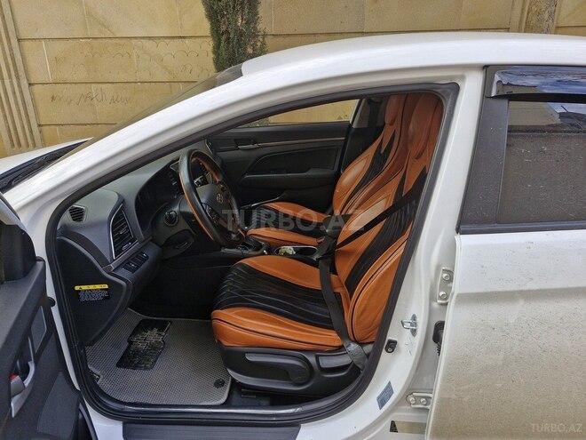 Hyundai Avante 2017, 197,000 km - 1.6 l - Bakı