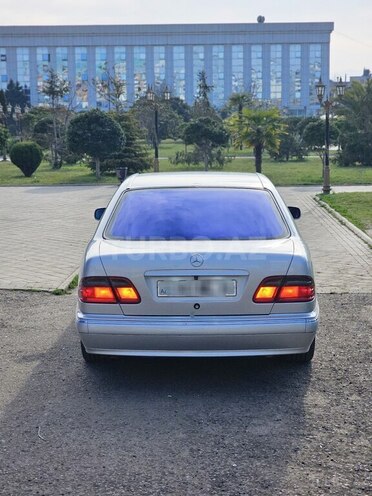 Mercedes E 240 1999, 333,333 km - 2.4 l - Lənkəran