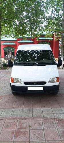 Ford Transit-1