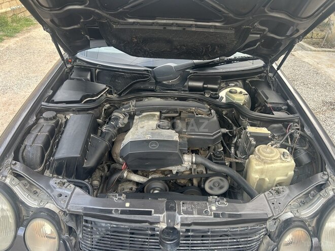 Mercedes E 230 1995, 443,000 km - 2.3 l - Bakı