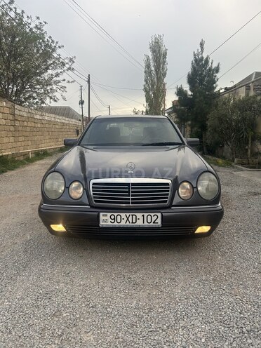 Mercedes E 230 1995, 443,000 km - 2.3 l - Bakı