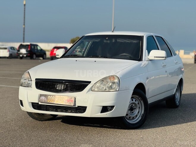 LADA (VAZ) Priora-1