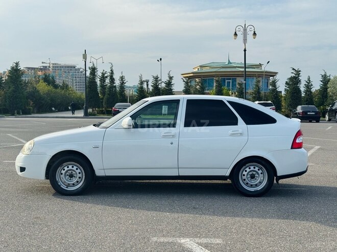 LADA (VAZ) Priora-15