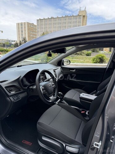 Hyundai Accent 2021, 82,000 km - 1.6 l - Bakı