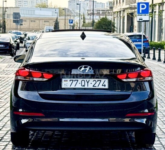 Hyundai Elantra 2017, 86,700 km - 2.0 l - Bakı