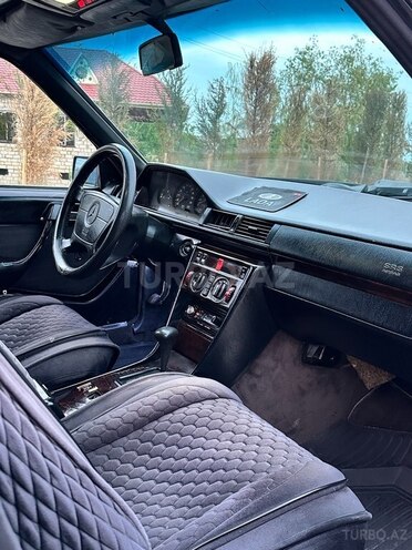 Mercedes E 220 1994, 375,847 km - 2.2 l - Mingəçevir