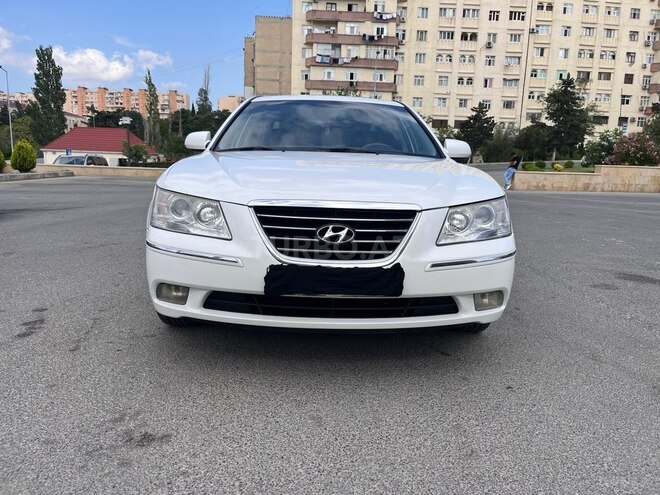 Hyundai Sonata-1