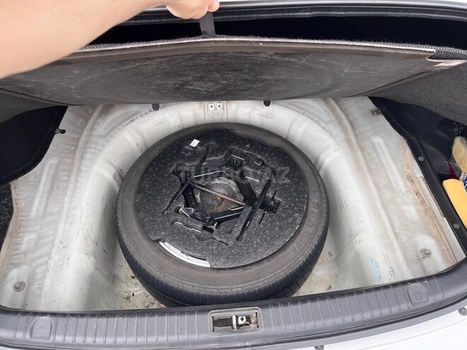 Hyundai Sonata-11