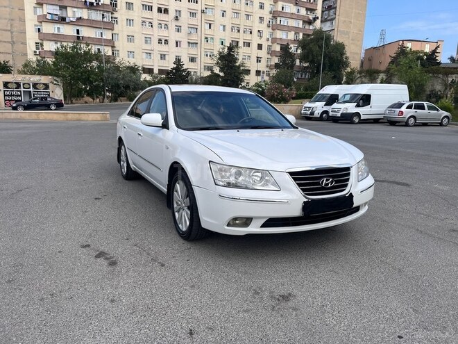 Hyundai Sonata-9