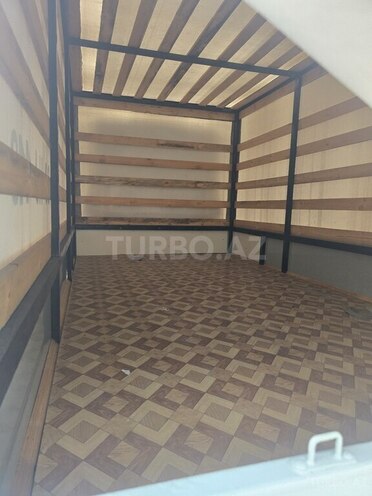 Ford Transit-20