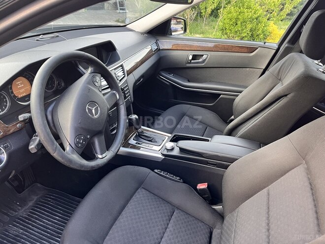 Mercedes E 220 d 2010, 398,000 km - 2.2 л - Bakı
