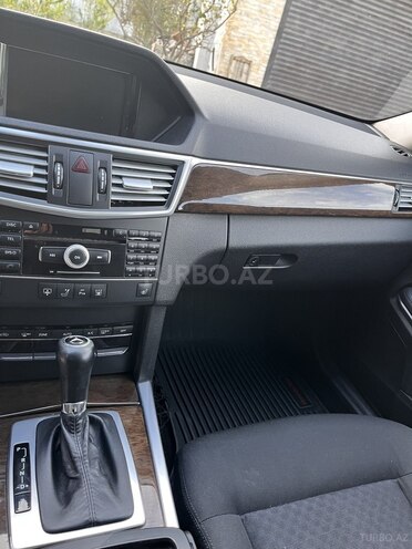 Mercedes E 220 d 2010, 398,000 km - 2.2 л - Bakı
