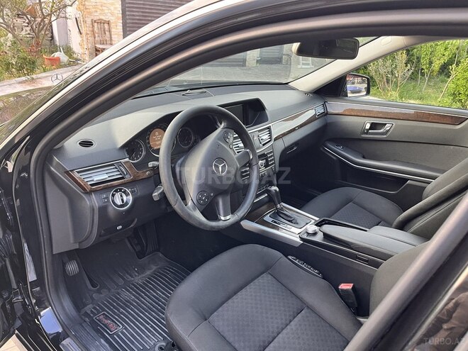 Mercedes E 220 d 2010, 398,000 km - 2.2 л - Bakı