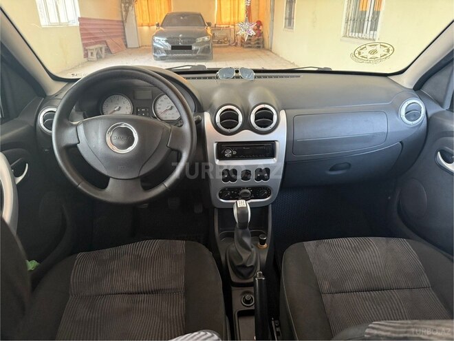 Dacia Sandero 2008, 376,000 km - 1.4 l - Bakı