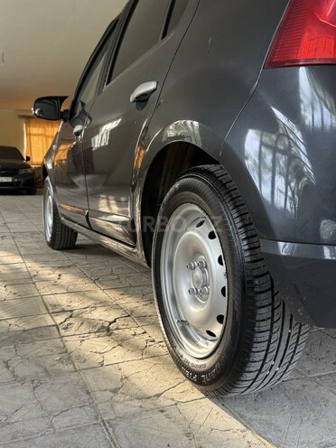 Dacia Sandero 2008, 376,000 km - 1.4 l - Bakı