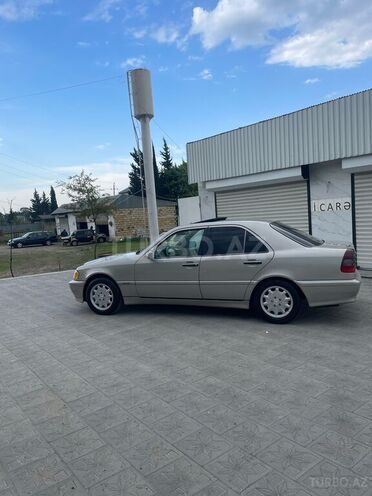 Mercedes C 230 1998, 208,444 km - 2.3 л - Masallı