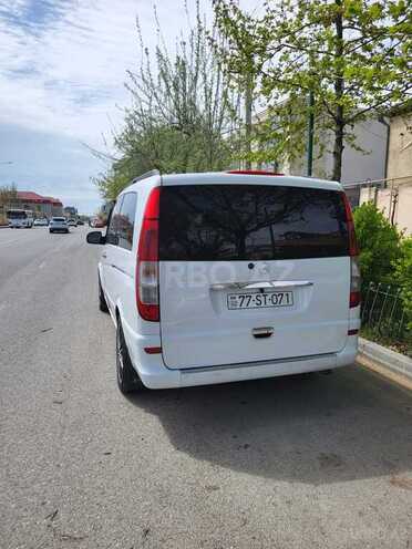 Mercedes Viano-4
