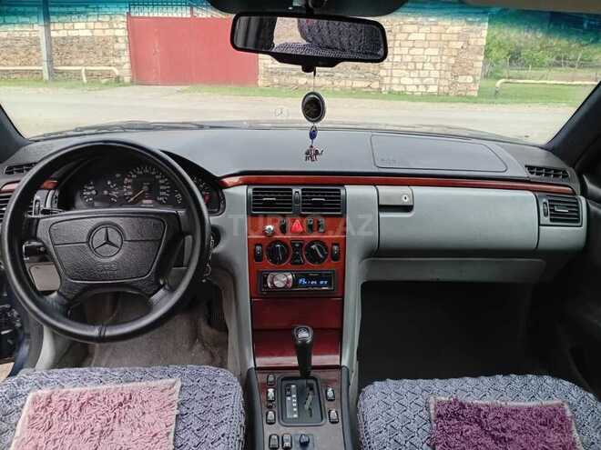 Mercedes E 200 1996, 271,652 km - 2.0 л - Ağstafa
