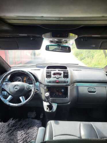 Mercedes Viano-5