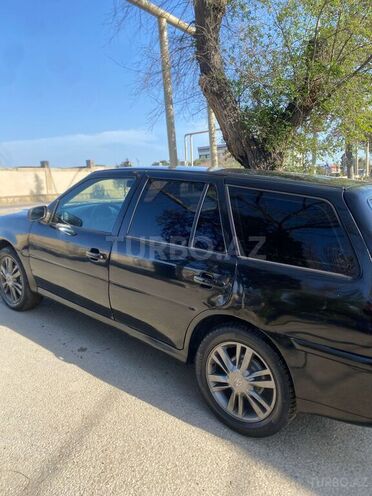 Volkswagen Golf 2005, 305,000 km - 1.8 л - Bakı