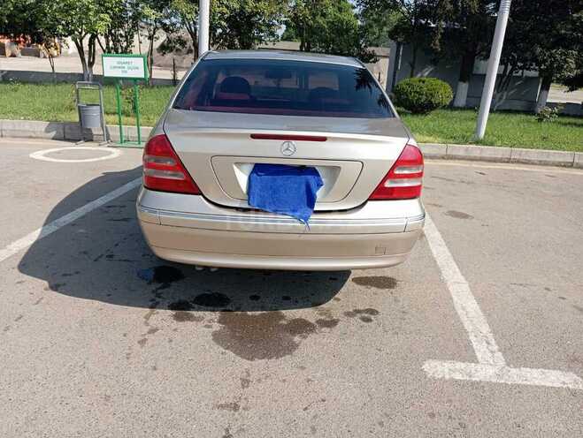 Mercedes C 240 2002, 120,000 km - 2.6 л - Masallı