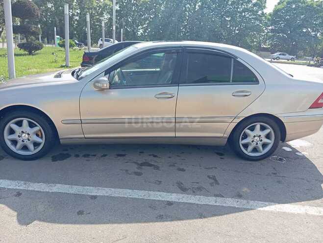 Mercedes C 240 2002, 120,000 km - 2.6 л - Masallı