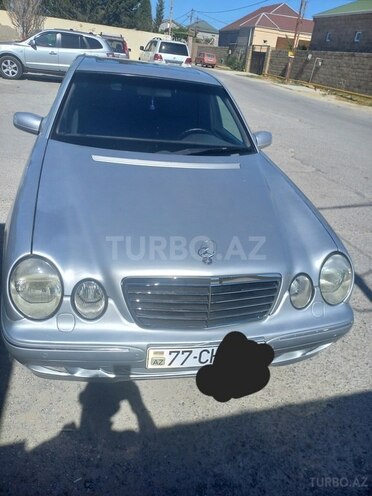 Mercedes E 220 d 2001, 634,500 km - 2.2 l - Bakı