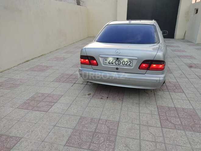 Mercedes E 280 1999, 300,000 km - 2.8 l - Bakı