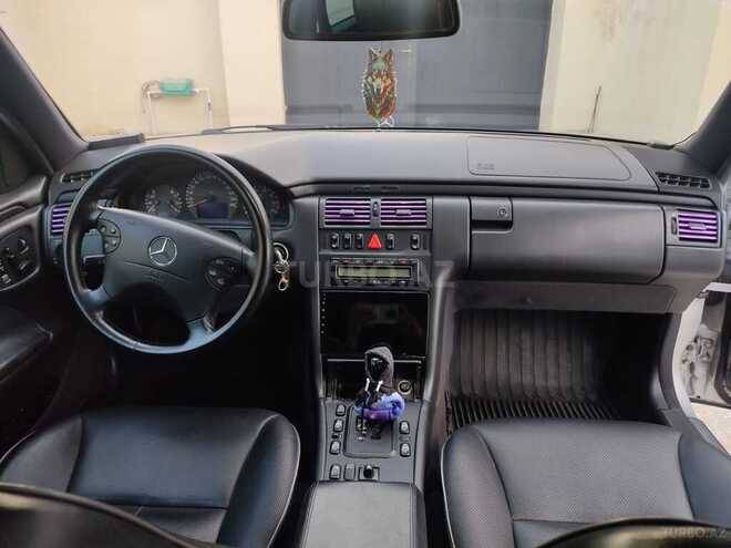Mercedes E 280 1999, 300,000 km - 2.8 l - Bakı