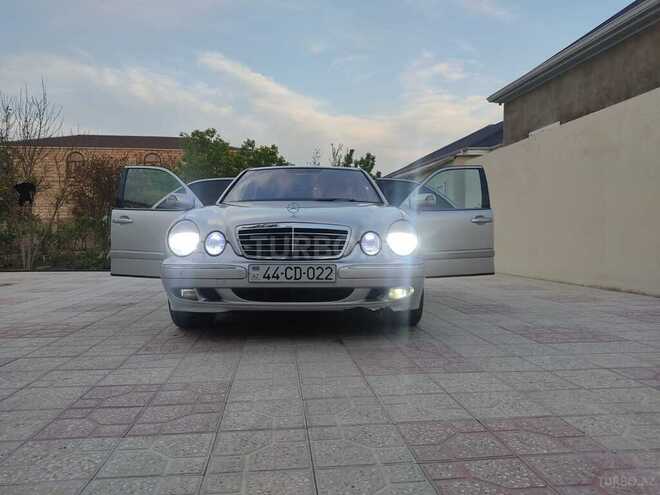 Mercedes E 280 1999, 300,000 km - 2.8 l - Bakı