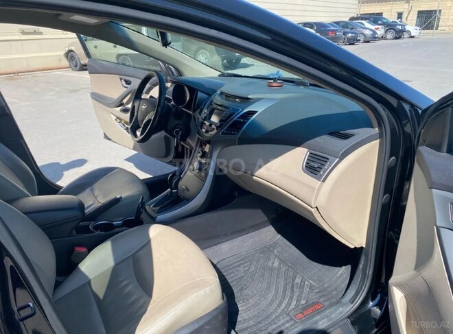 Hyundai Elantra 2014, 220,000 km - 1.8 l - Bakı