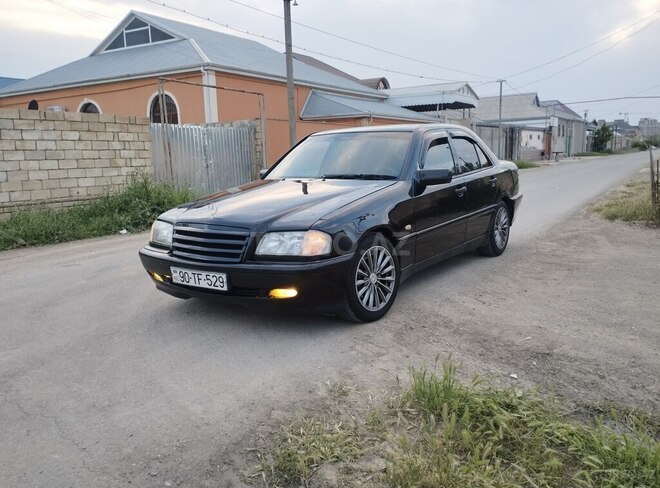 Mercedes C 220 d 1999, 645,000 km - 2.2 л - Şirvan