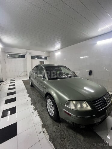 Volkswagen Passat 2003, 519,697 km - 1.8 l - Bakı