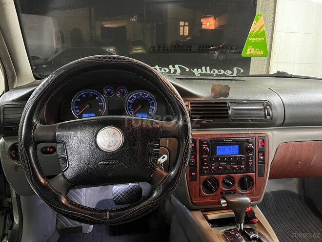 Volkswagen Passat 2003, 519,697 km - 1.8 l - Bakı