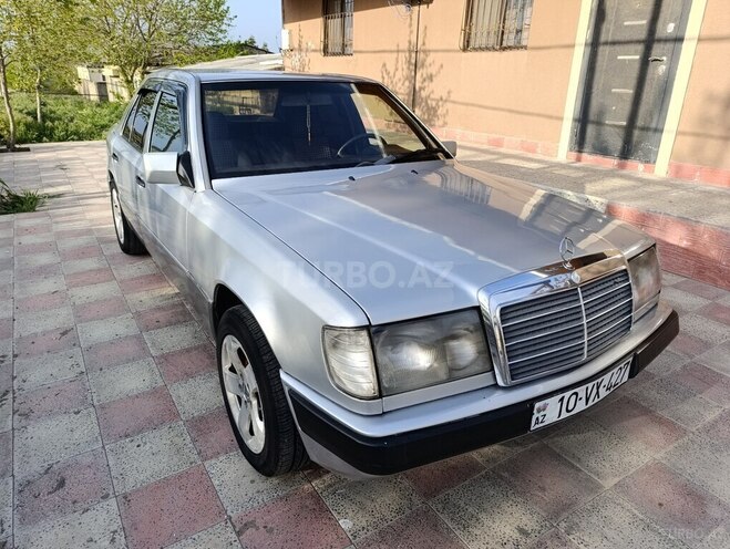 Mercedes E 250 1991, 450,000 km - 2.5 l - Bakı