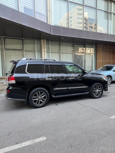 Lexus LX 570-3