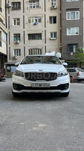 Kia Carnival-3