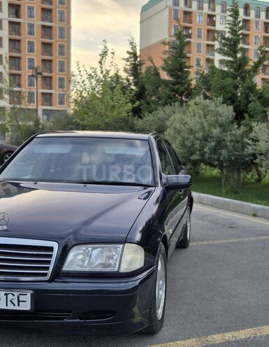 Mercedes C 240 1998, 334,000 km - 2.4 l - Bakı