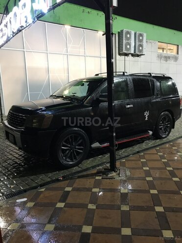 Nissan Armada-12