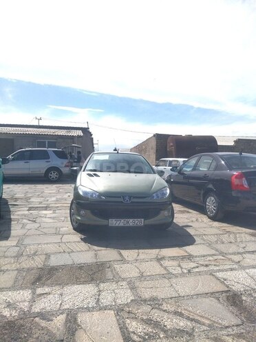 Peugeot 206 2006, 300,000 km - 1.6 l - Bakı