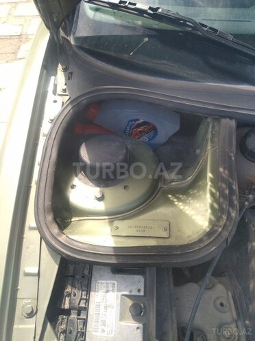 Peugeot 206 2006, 300,000 km - 1.6 l - Bakı