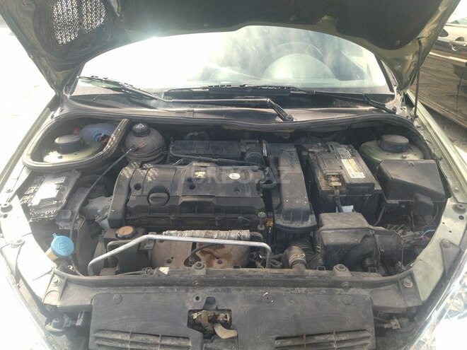 Peugeot 206 2006, 300,000 km - 1.6 l - Bakı