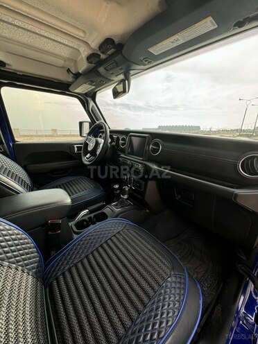 Jeep Wrangler-14